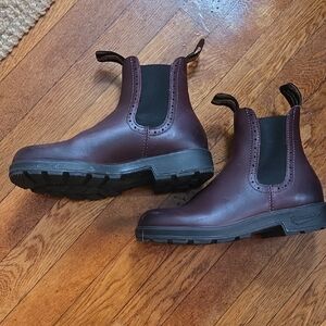 Blundstone Purple Leather Ankle Boots